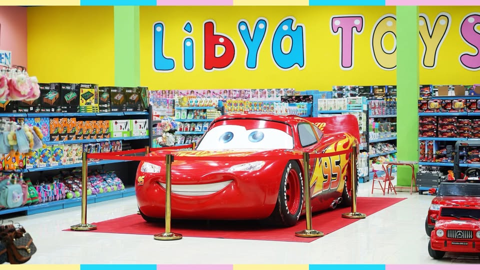 Full-size Lightning McQueen display associated with Libya Toys